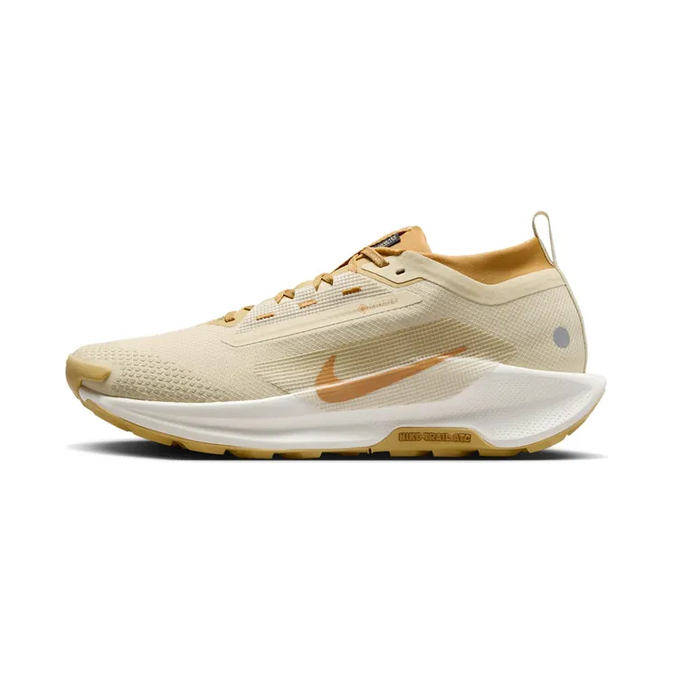 Nike React Pegasus Trail 5 Gore-Tex SP “Team Gold / Wheat Gold / Pale Ivory / Desert Ochre” (HQ7494-700)