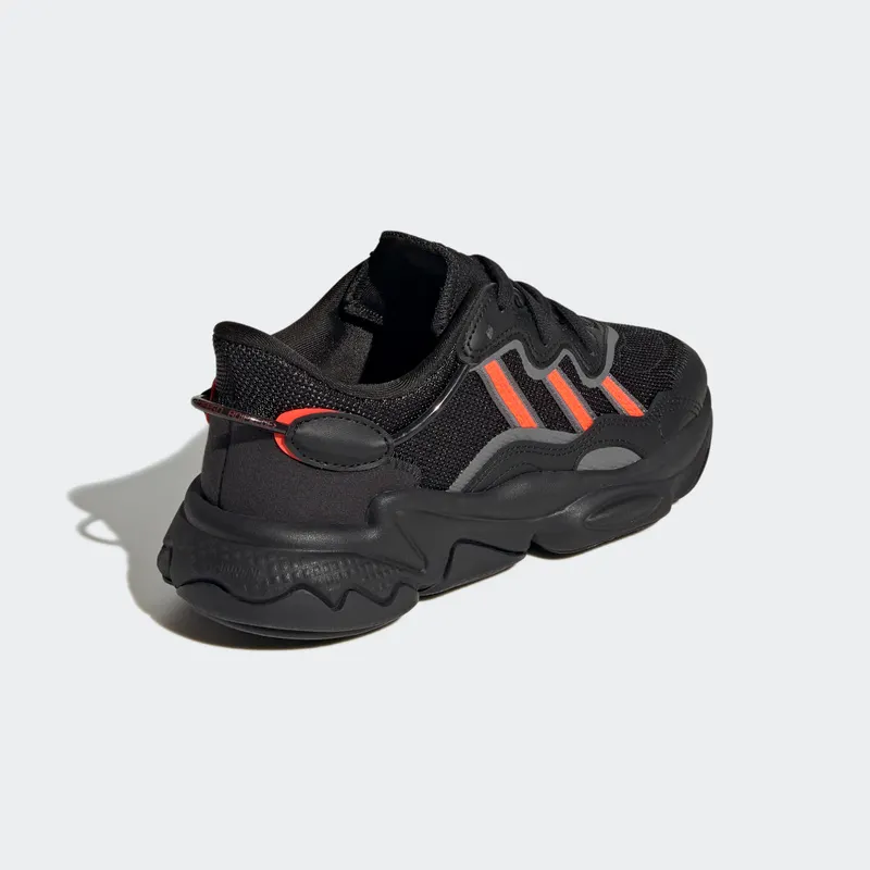 Adidas OZWEEGO Core Black / Solar Red / Grey Six (GV8888)