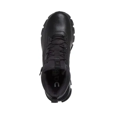 on-sneaker 2899674