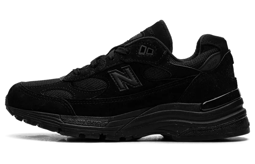 New Balance 992 “Made in USA – Triple Black” (U992TB)