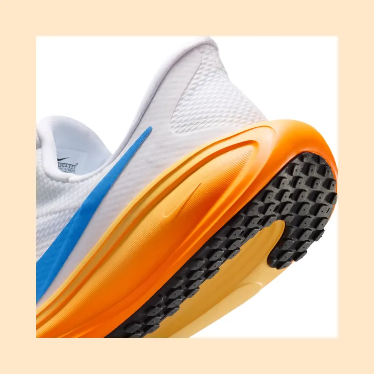 nike-revolution HQ2414-111