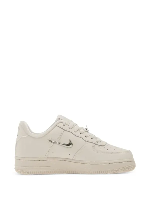 Nike Air Force 1 ’07 sneakers – Beige (IU7558)