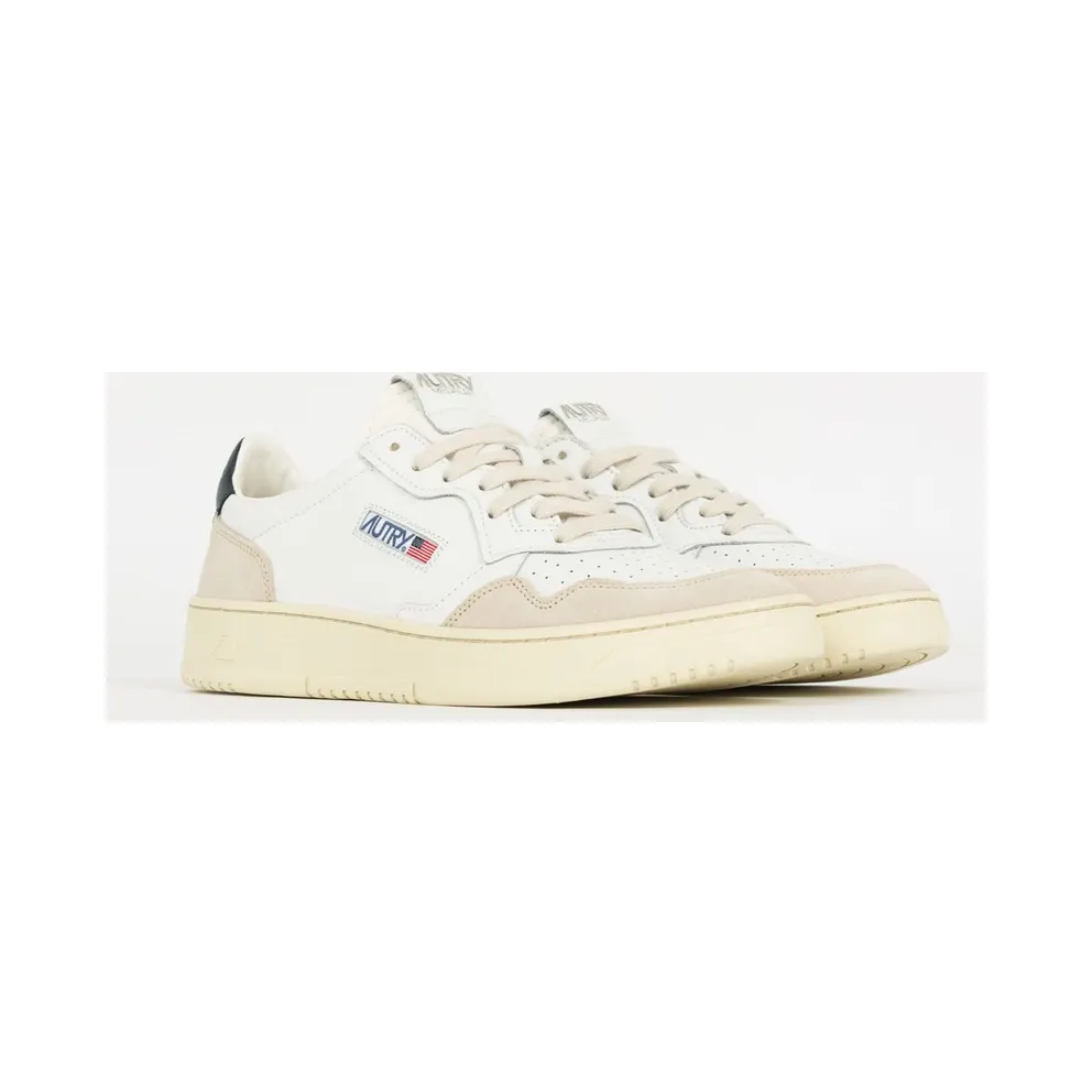 Autry Medalist Low LS28 “White/Navy” (AUL-LS28-WHT-NVY)
