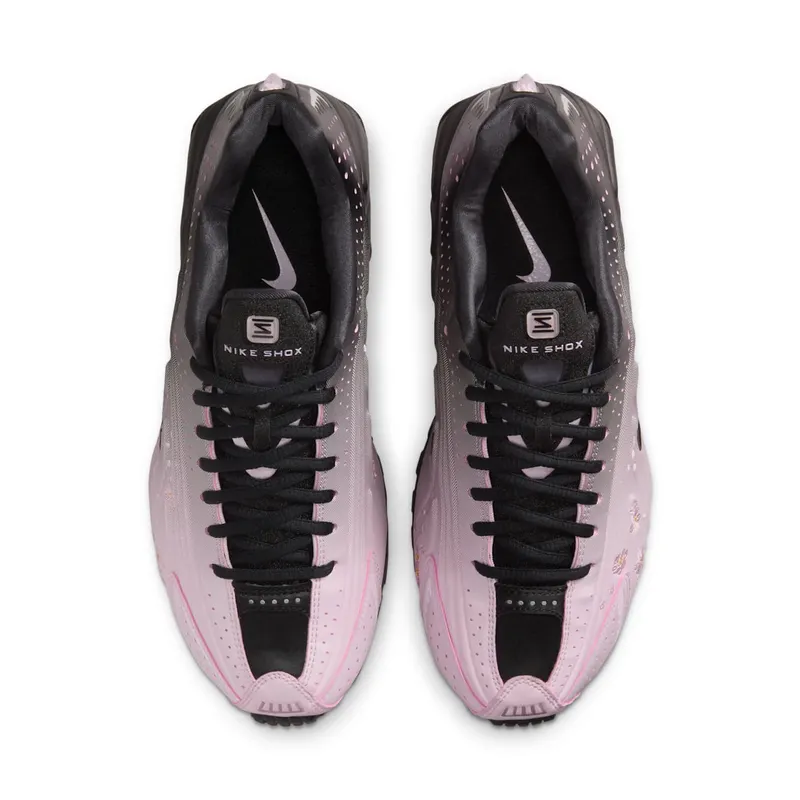 Nike Shox R4 “Sakura” (IB8872-600)