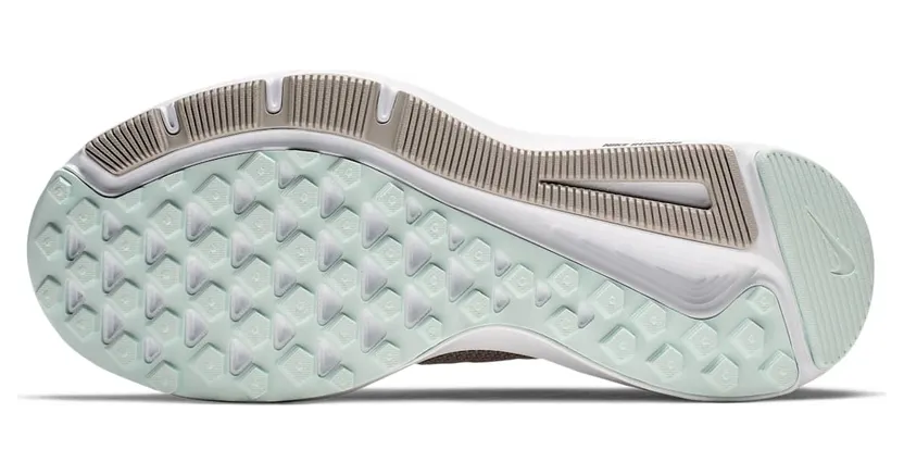 nike-quest AA7412-200