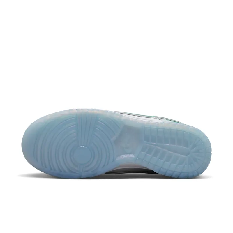 Nike DUNK LOW “Unlock Your Space” (FJ7743-194)