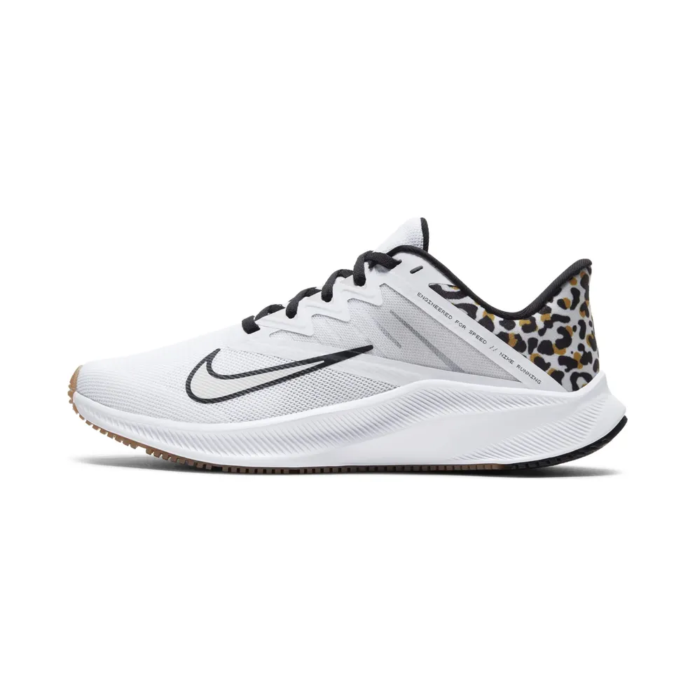 Nike Quest 3 Premium “White / Light Bone / Gum Light Brown / Black” (CV0149-110)