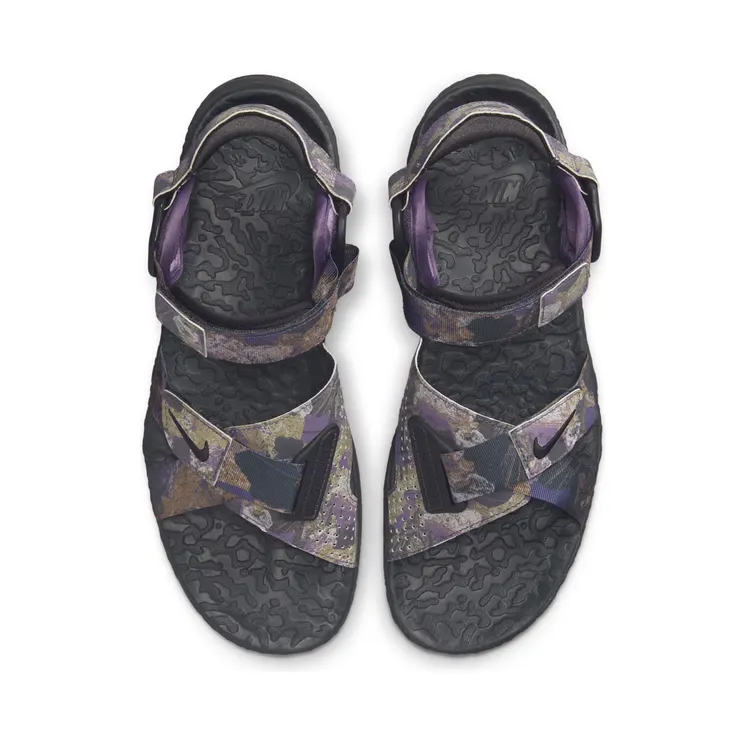 nike-canyon DQ4457-200