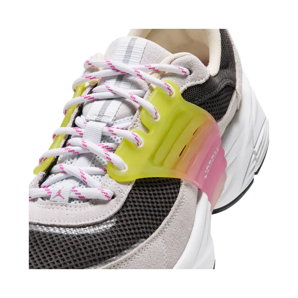 Air Jordan Trunner O/S “Off White Anthracite Fire Pink” (IX3524-101)
