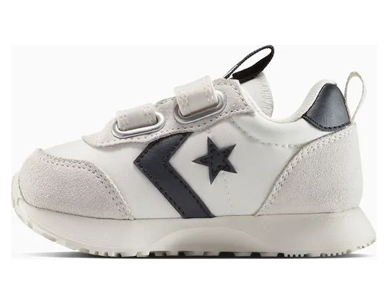 converse-sneaker A15561C