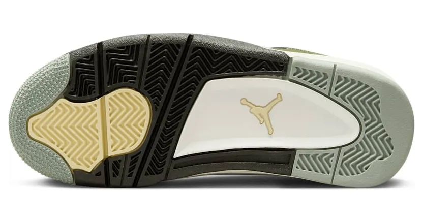air-jordan-4 FB9928-200