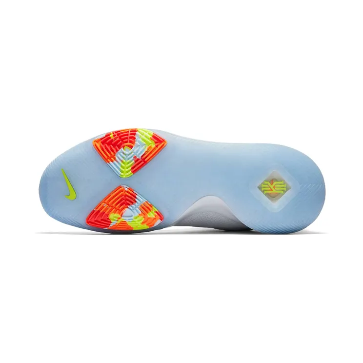 nike-kyrie-3 852416-001