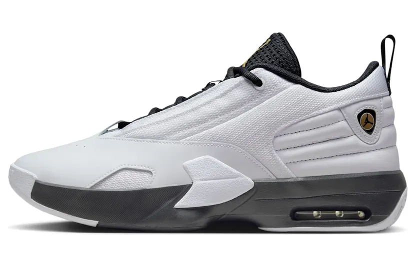 Air Jordan Max Aura FQ8298-101