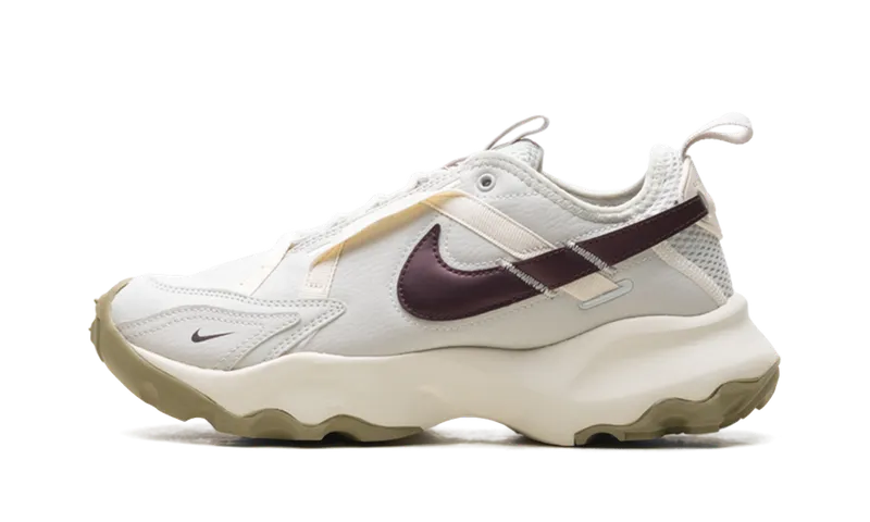 Nike TC 7900 “Light Bone Burgundy Crush” (DD9682-003)