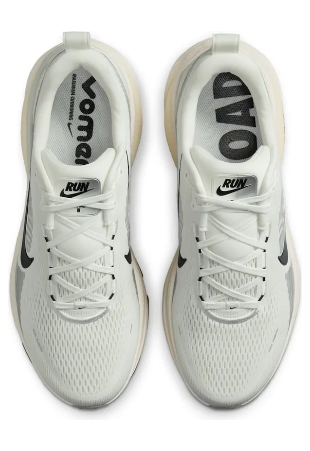 Nike Vomero 18 “Summit White”: comfort als marketingverhaal (4)