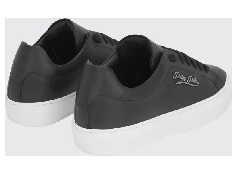 Philipp plein Low Top Smooth Leather Sneakers with Applied Metal Logo Black (LADSUSC0790PLE005N02) (2)