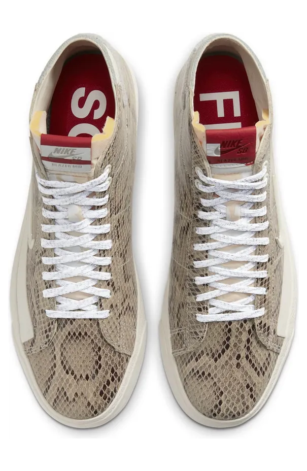 nike-blazer CN4540-001