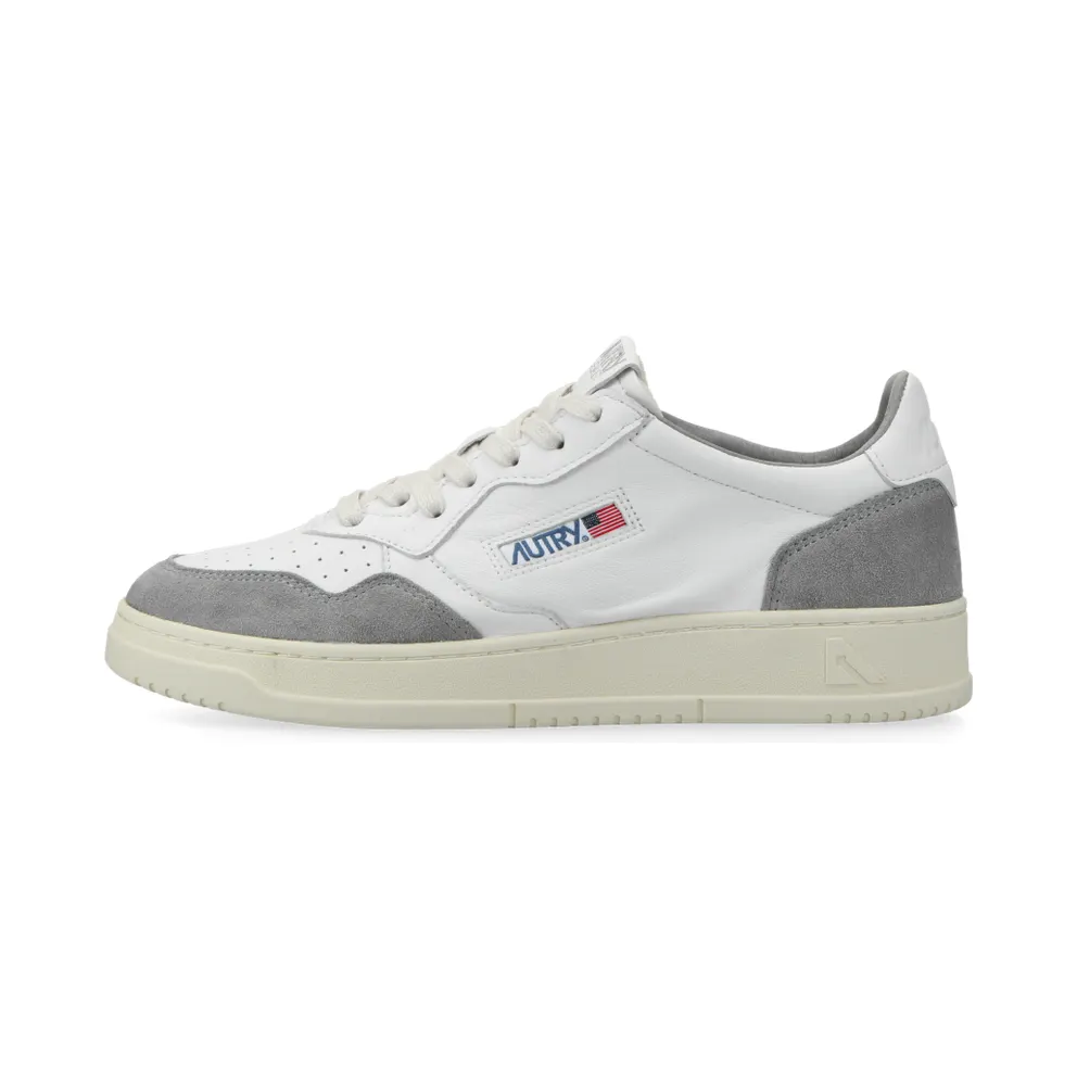 Autry Medalist Low (goat / suede white / grey) – AULMGS37