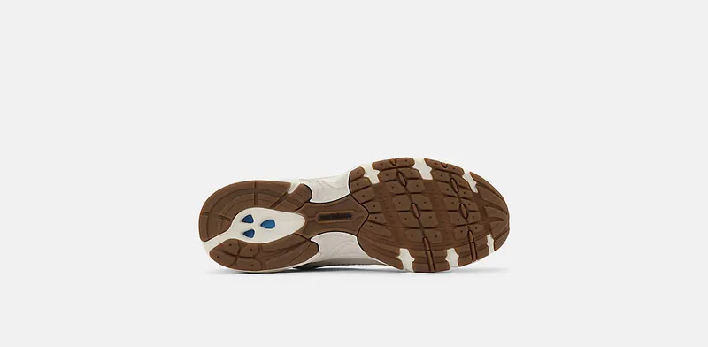 New Balance 530 “Moonbeam Cow Print” (MR530AAM)