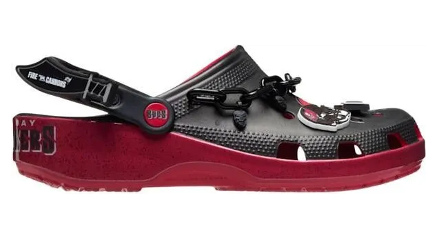 Crocs Classic Clog NFL Tampa Bay Buccaneers (213173-90H)
