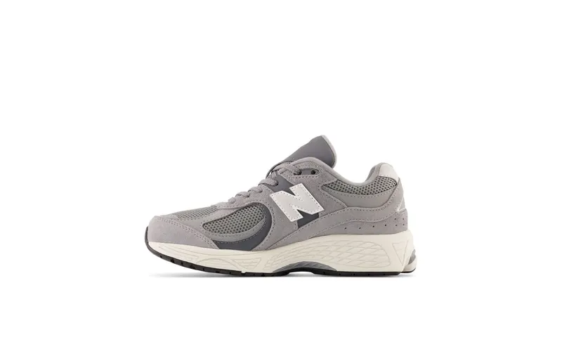 New Balance 2002 GS “Steel Lead” (GC2002ST)