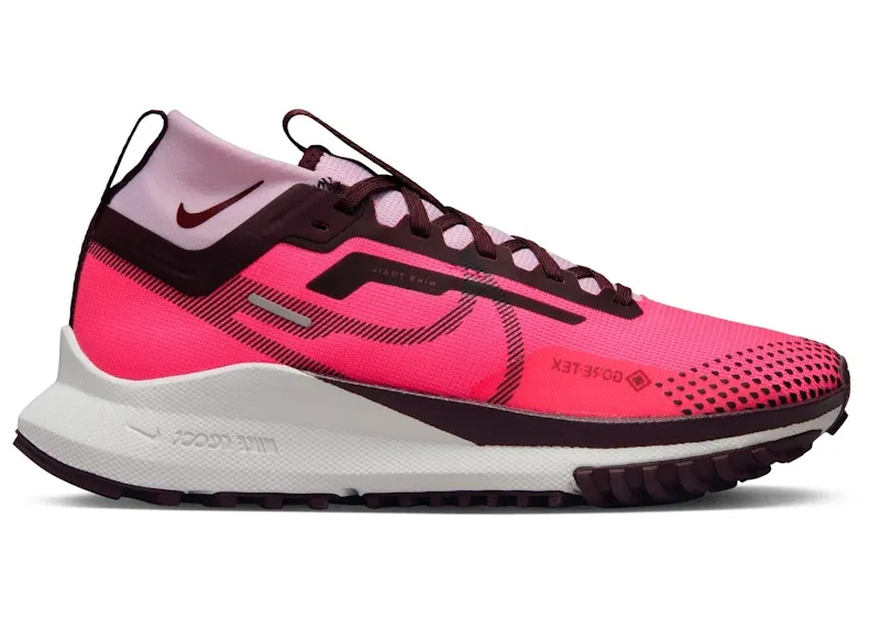 Nike React Pegasus Trail 4 Gore-Tex Hyper Pink Team Red Pink Foam Burgundy Crush (FN7769-600)