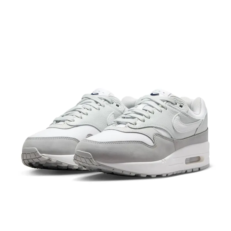 Nike Air Max 1 ’87 LX NBHD Photon Dust/Light Smoke Grey/Midnight Navy/White (FN0564-001)