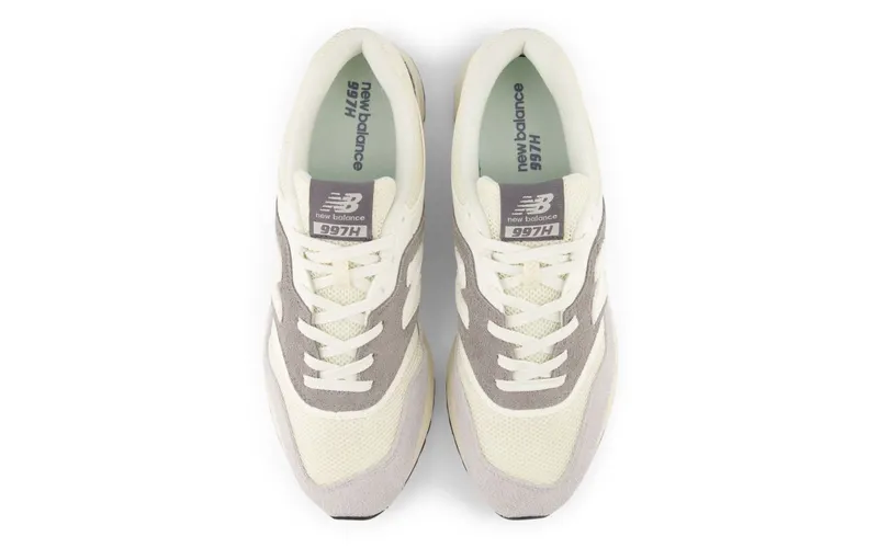 New Balance 997H Light Aluminum Team Away Grey (CM997HRK)