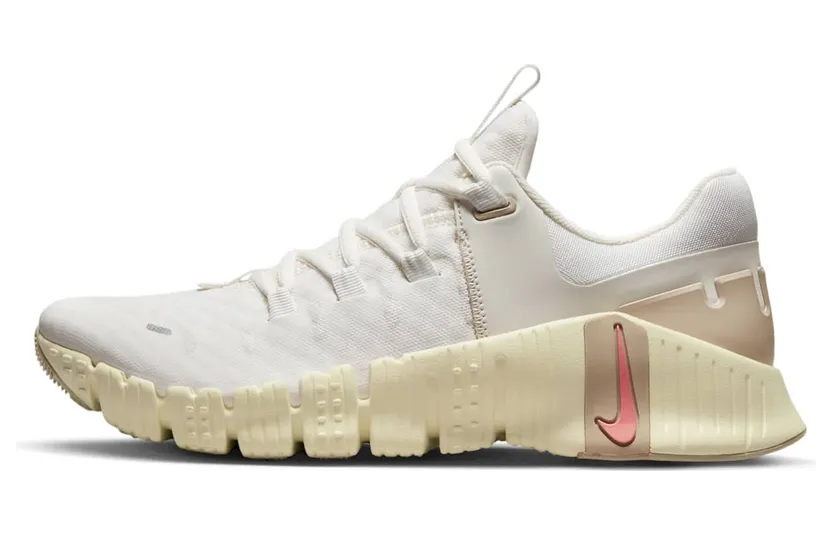 Nike Free Metcon 5 “Sail Sanddrift” (DV3950-100)