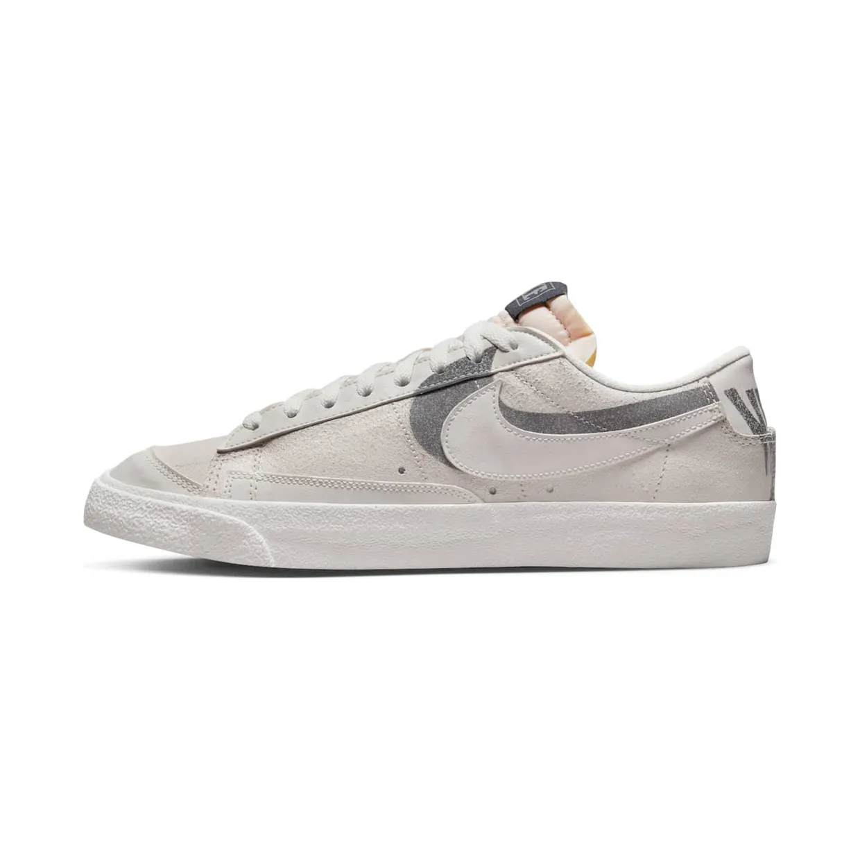 nike-blazer DQ7671-001