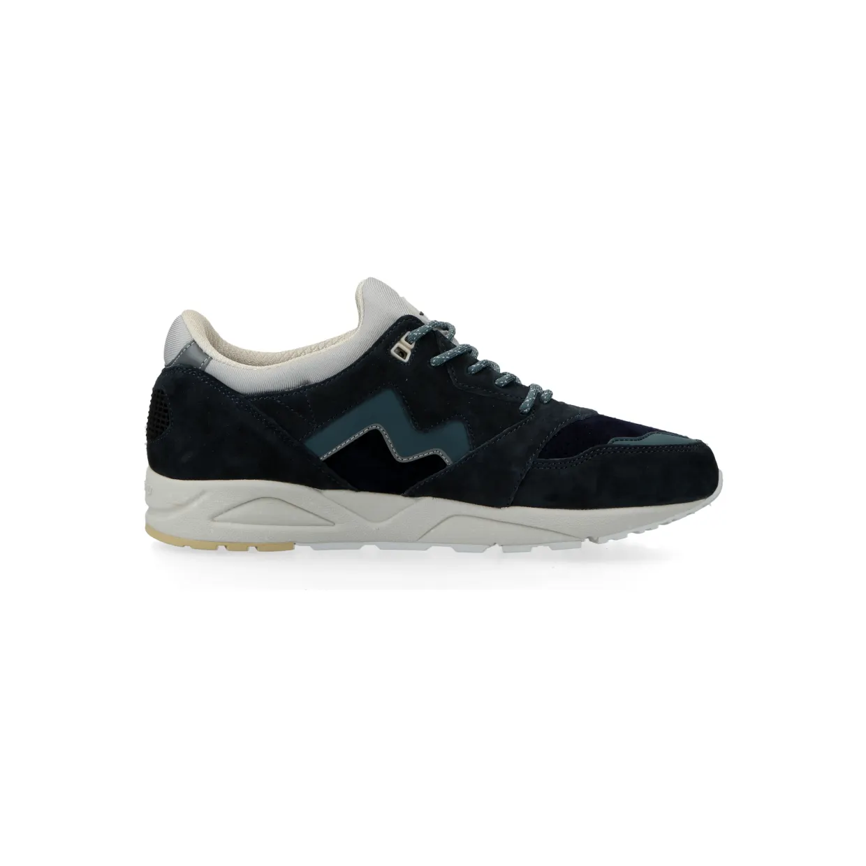 Karhu Aria 95 (india ink / stormy weather) – F803116 (3)