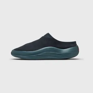 Jordan Future Dark Obsidian / Blue Fox / Picante Red
