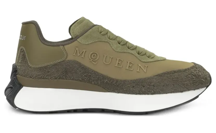 Alexander McQueen Sprint Runner Sneakers mit Wildledereinsatz – Grün (841162WIALL)