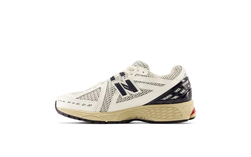 New Balance 1906R Sea Salt Eclipse True Red (M1906RR)