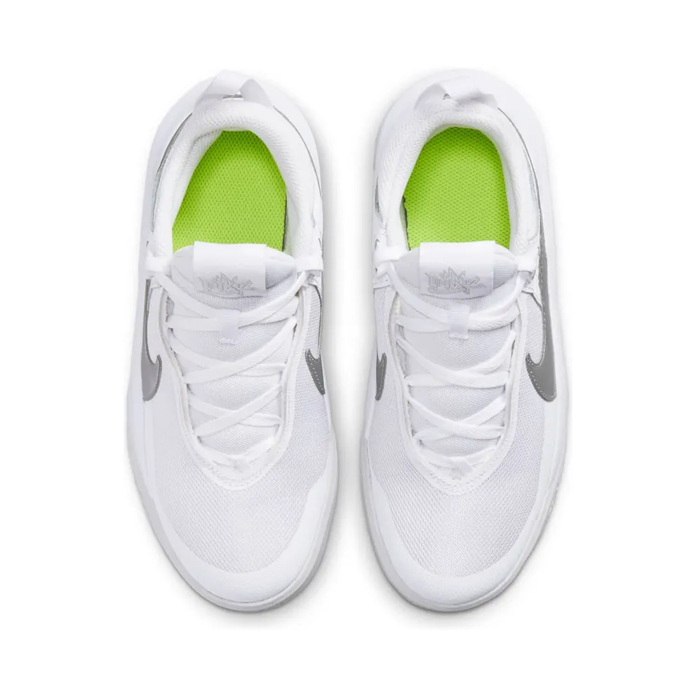 Nike Team Hustle D 10 Older Kids’ Basketball White (CW6735-100)