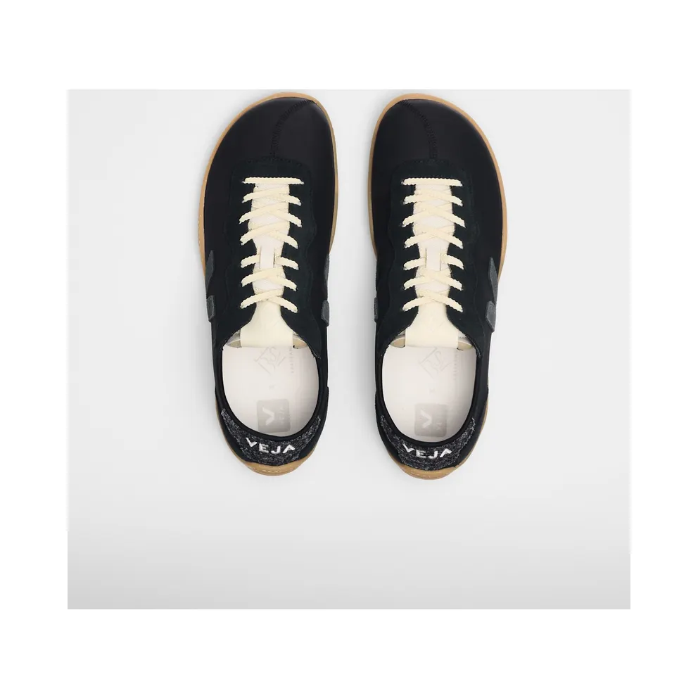 Veja Campo Black