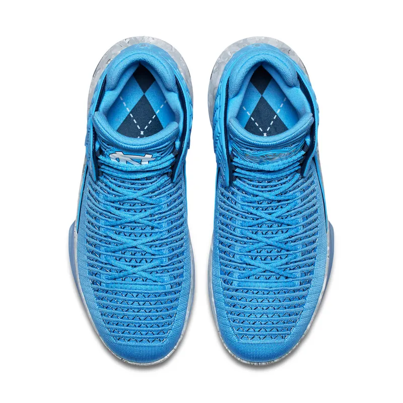 Jordan XXXII UNC University Blue/Metallic Silver (AA1253-406)
