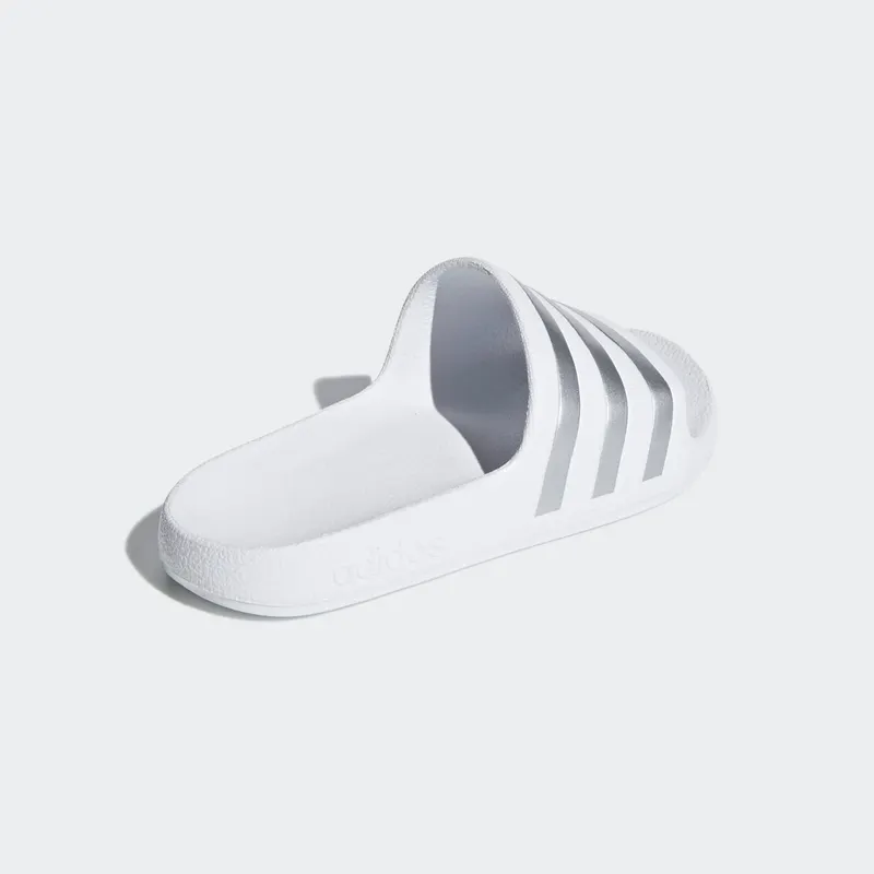 Adidas Adilette Aqua Slides Cloud White / Silver Met. / Cloud White (F35555)