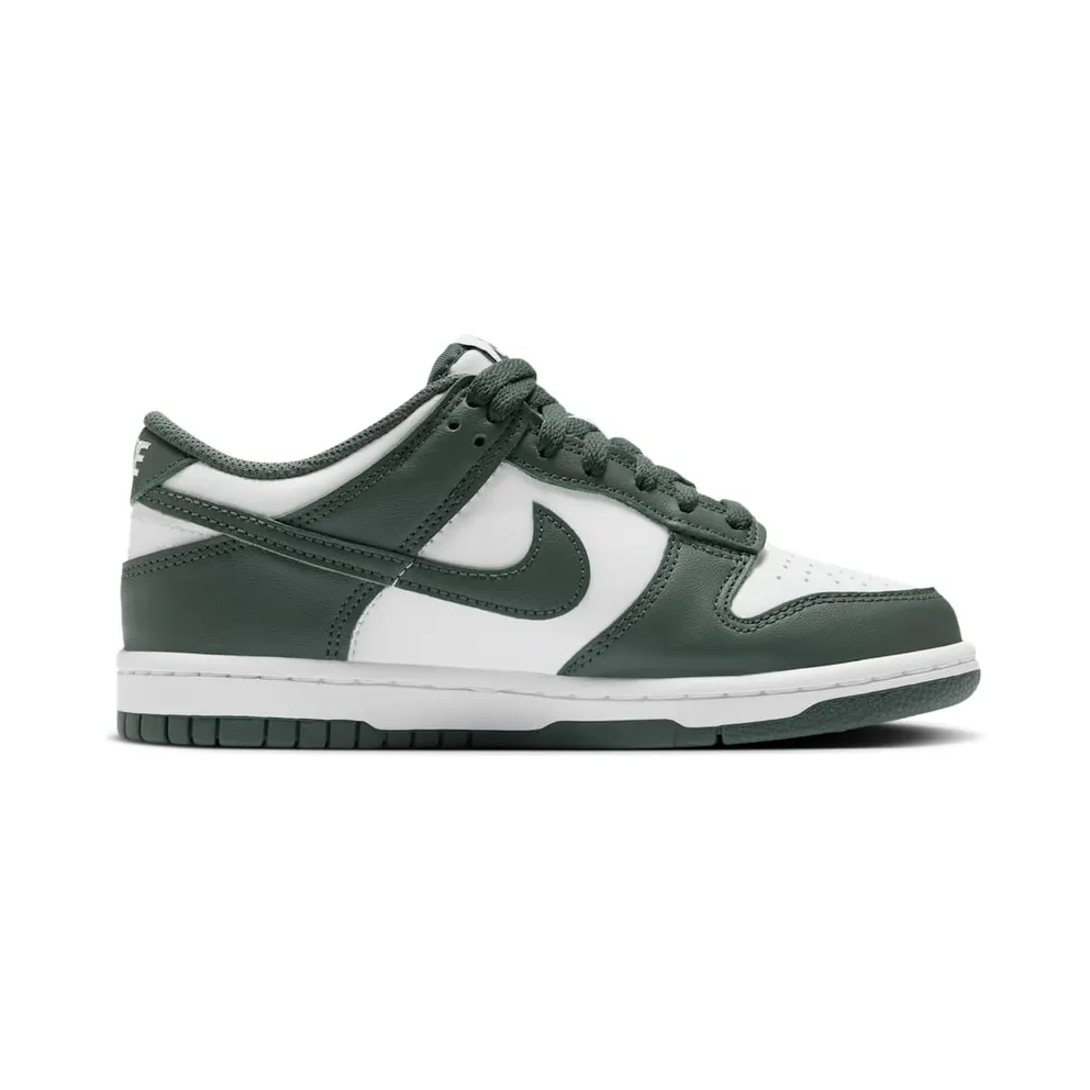 Nike Dunk Low GS “White / Vintage Green” (FB9109-120)