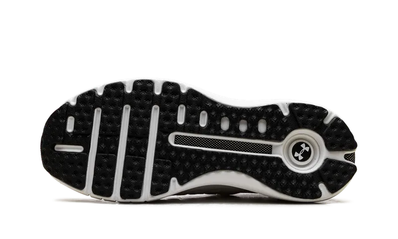 Under Armour Phantom 1 “White / Black” (3028384-100)
