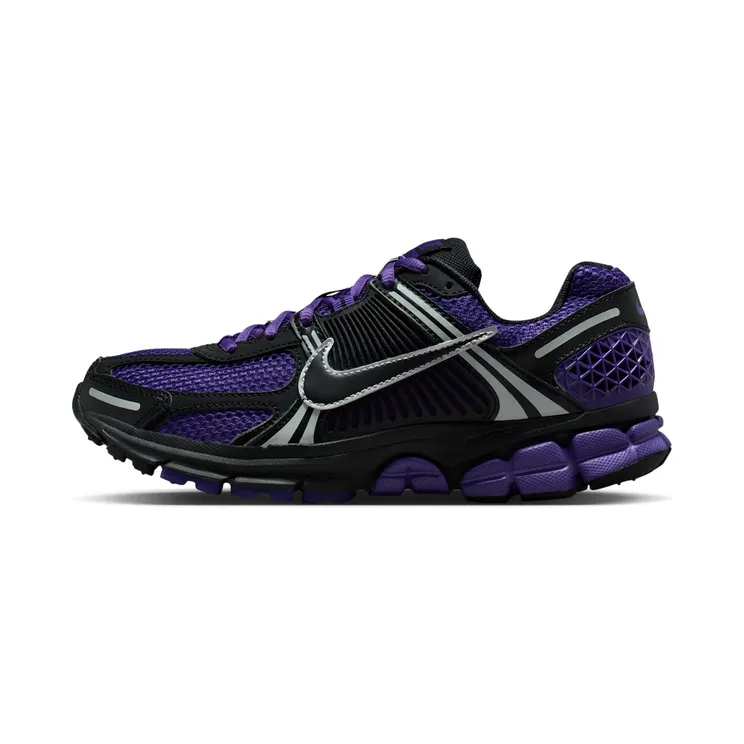 Nike Vomero Black / Court Purple / Hyper Grape (FJ2028-004)