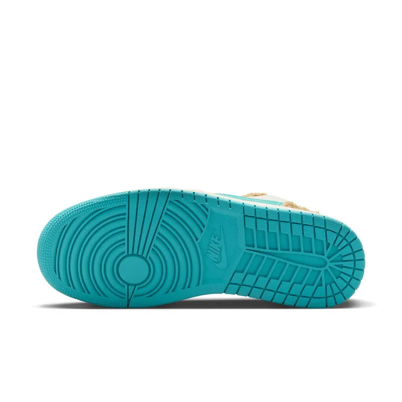 Jordan 1 Low SE Wave (HF4983-252)