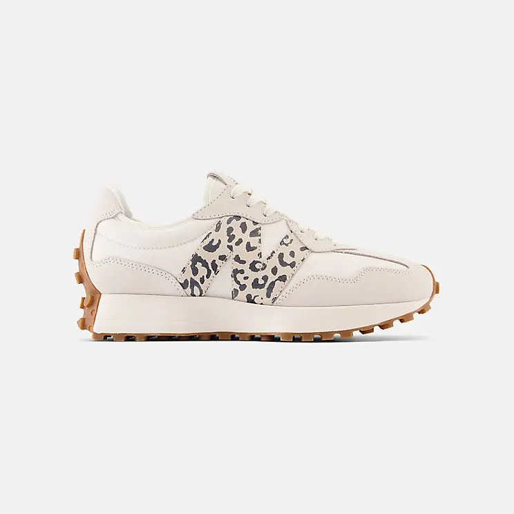 New Balance 327 “Sea Salt Leopard Pantera” (WS327PJ)