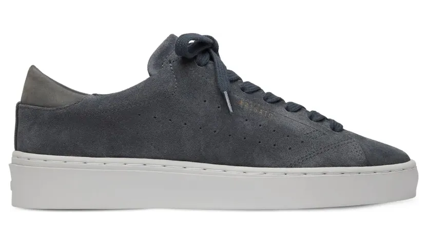 Axel Arigato Court “Black” (F3028001)