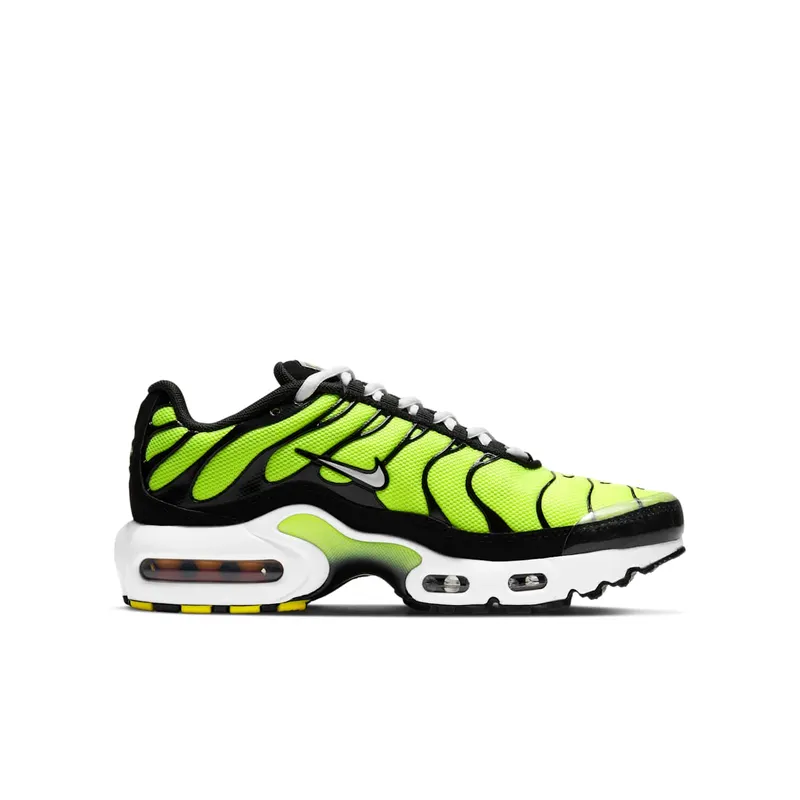 Nike Air Max Plus Older Kids’ Green (CD0609-301)