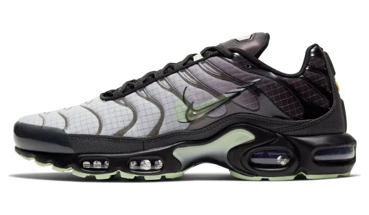 Nike Air Max Plus Green Glow (CT1619-001)