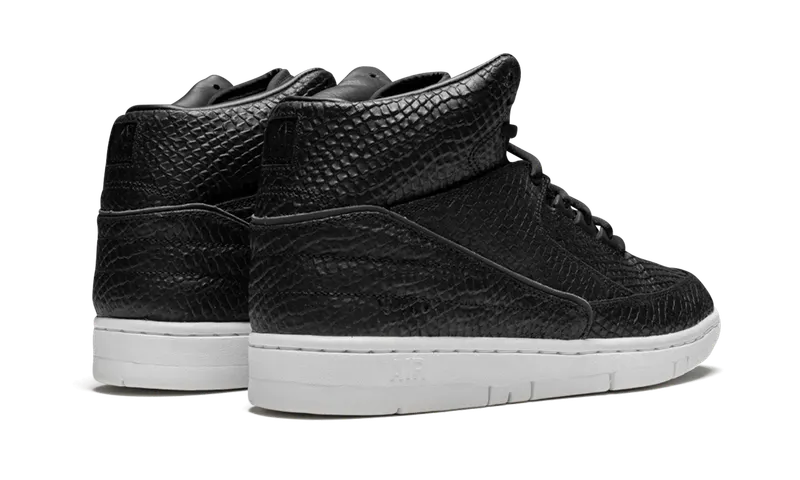 Nike Air Python DSM NYC SP “Dover Street Market” (646105-001)