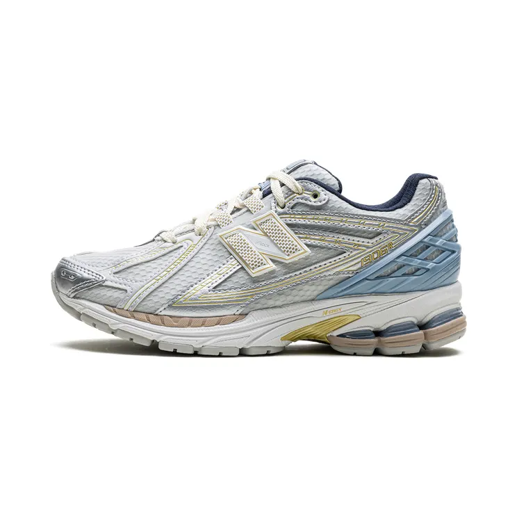 New Balance 1906R “Kith- White” (M1906RKC)