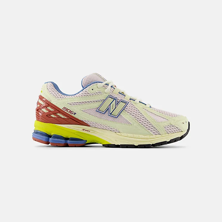 New Balance 1906R “Dawn Glow/Tamarind” (M1906RVB)