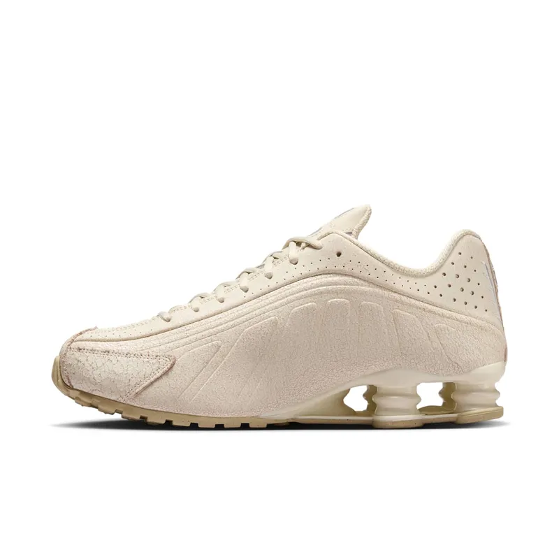 Nike Shox R4 “Natural Metallic Silver” (IO4544-100)